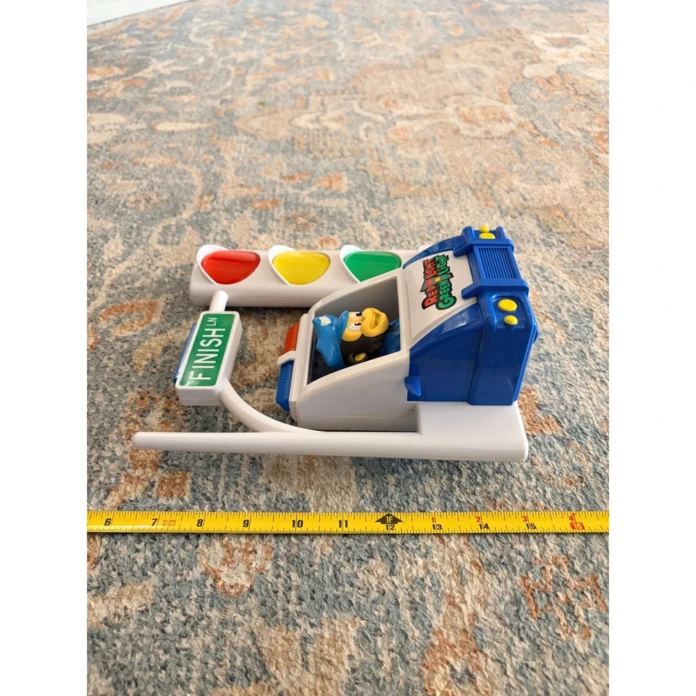 Move2Play Red Light Green Light Motion-Sensing‎ Kids Game Station Toy